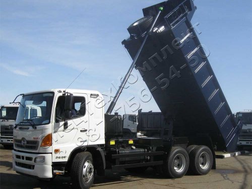 Самосвал Hino 500 FM